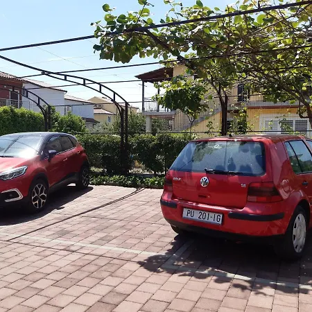Apartment Karmen 676 Novigrad Istria