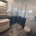 Karmen 676 *